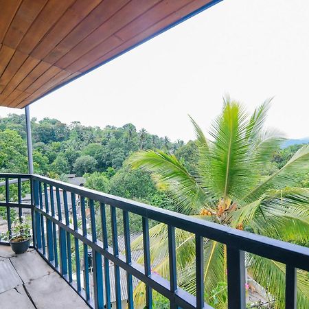 Blue Haven Guest House Kandy Buitenkant foto