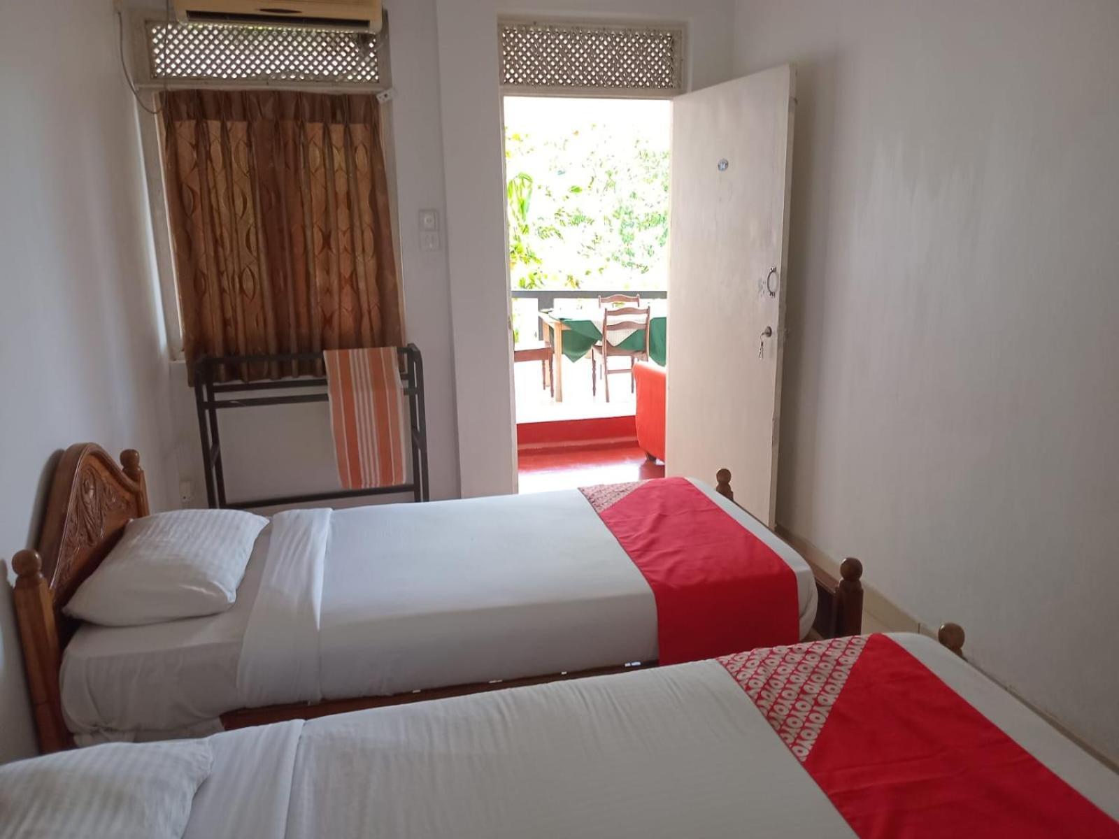 Blue Haven Guest House Kandy Buitenkant foto