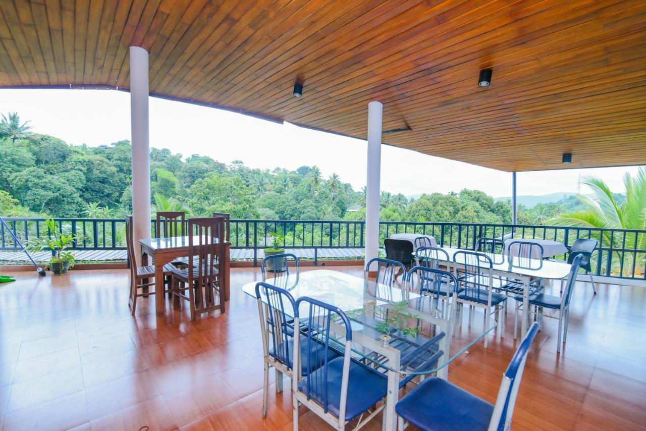 Blue Haven Guest House Kandy Buitenkant foto