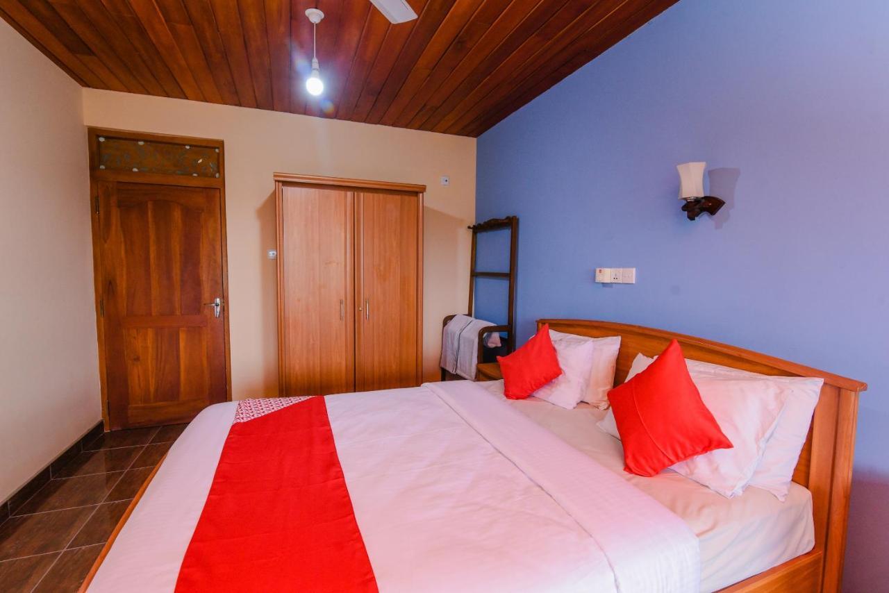 Blue Haven Guest House Kandy Buitenkant foto