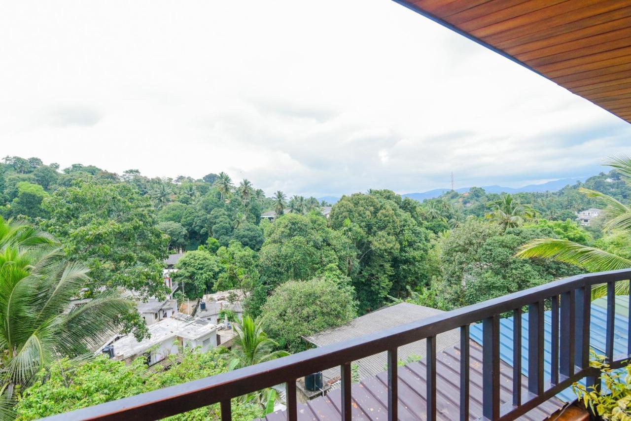 Blue Haven Guest House Kandy Buitenkant foto
